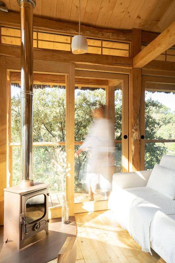 Location de vacances pour 4 personnes, avec vue ainsi que piscine et jardin, animaux acceptés à Saumane - 4