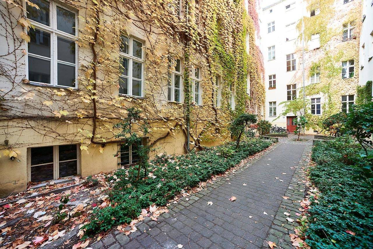 Single Room with Private Bathroom in Mitte Berlin, Berlin