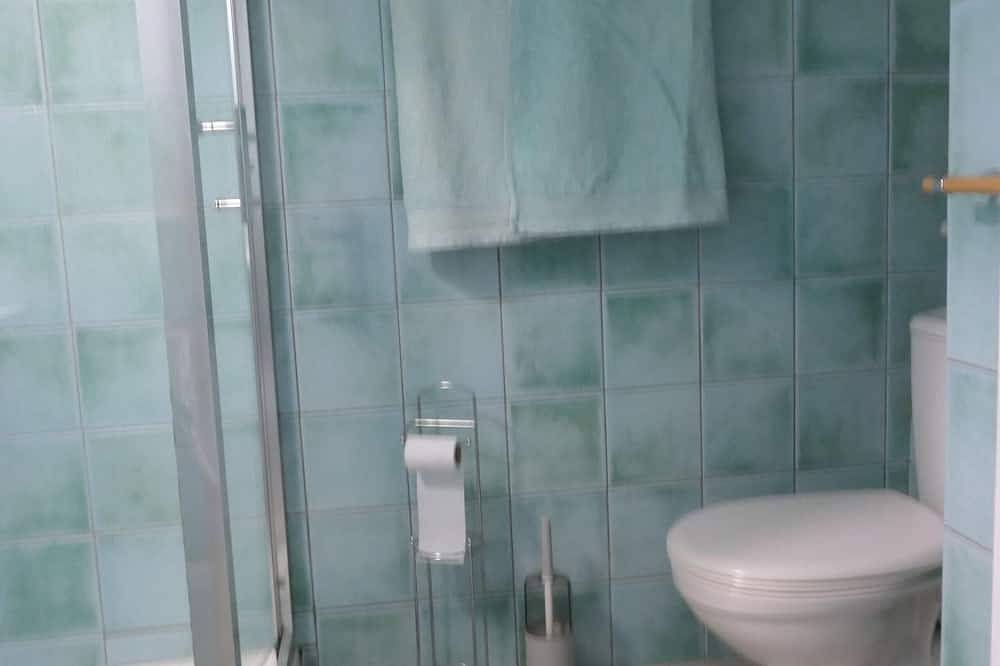 Apartamento entero, Villa Solaris Estudio independiente en la villa con piscina in Èze, Nizza Region