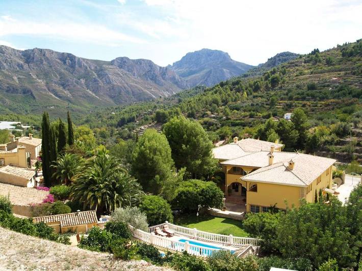 Hôtel pour 2 personnes, avec jardin et piscine ainsi que vue et sauna à Tàrbena