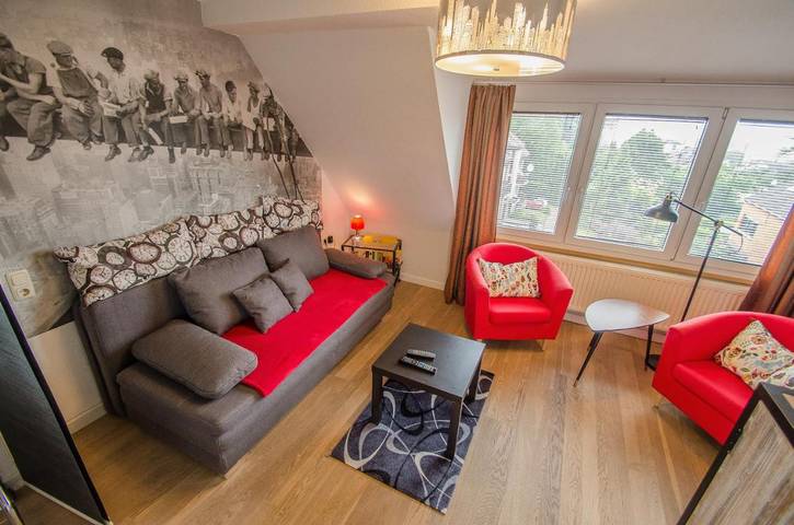 Ferienwohnung für 6 Personen, mit Terrasse und Garten sowie Ausblick in Frechen