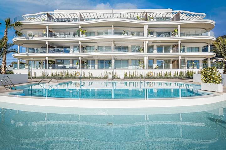 Casa rural para 4 personas, con jacuzzi además de piscina y balcón en Fuengirola