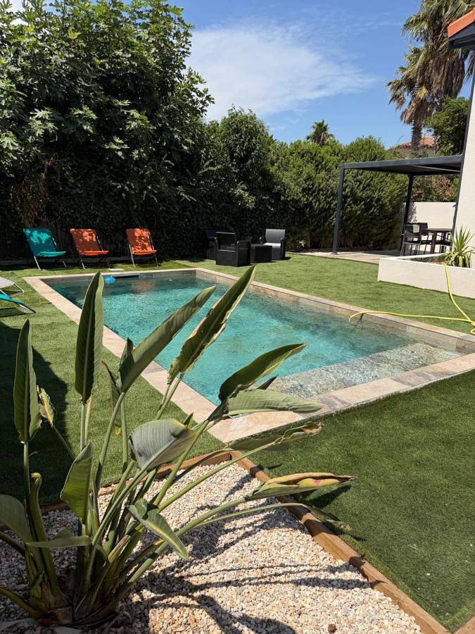 Casa de vacaciones para 5 personas, con terraza además de piscina y jardín - 1