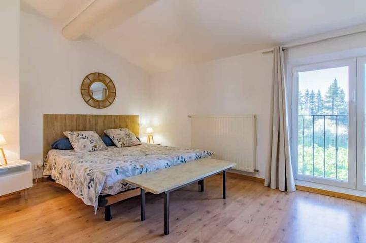 Location de vacances pour 8 personnes, avec piscine à Uchaux - 2