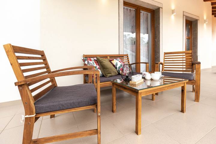 Ferienhaus für 9 Personen, mit Balkon/Terrasse