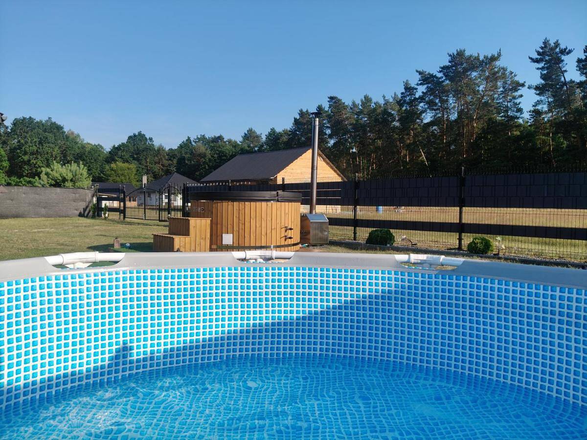 Całoroczny dom wypoczynkowy pod Lasem z prywatnym jaccuzii in Lublin und Umgebung