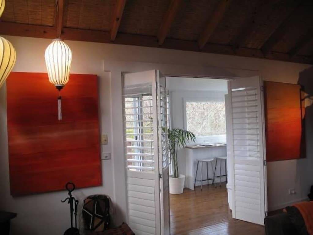 Blue Cliffs Hideaway Spa Villa in Mount Franklin, Hepburn Shire