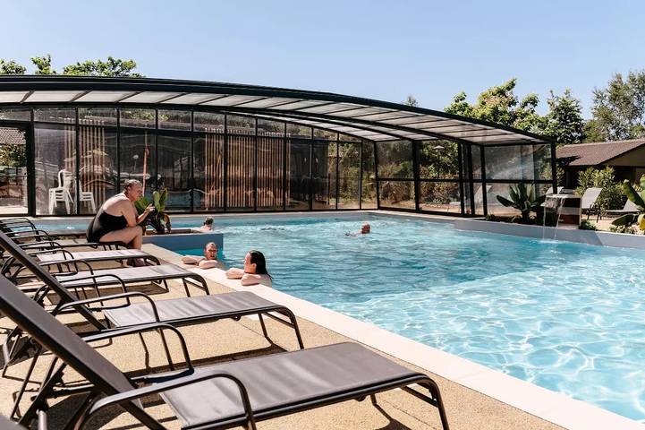 Bungalow für 4 Personen, mit Terrasse und Sauna sowie Pool in der Bretagne - 2