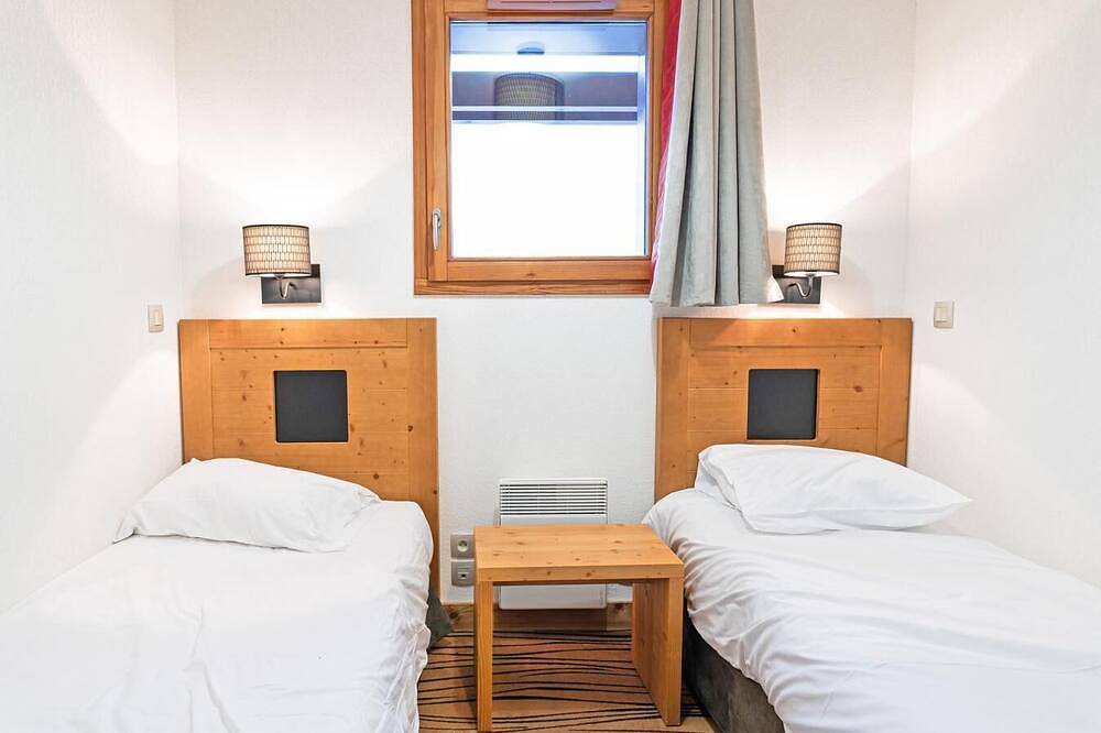 Appartement entier, 300m des commerces, remise en forme, piscine, sauna, hammam, terrasse, balcon, télévision in Les Saisies, Région d'Albertville