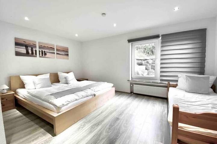 Ferienhaus für 20 Personen, mit Balkon und Sauna sowie Garten in Elzach - 3