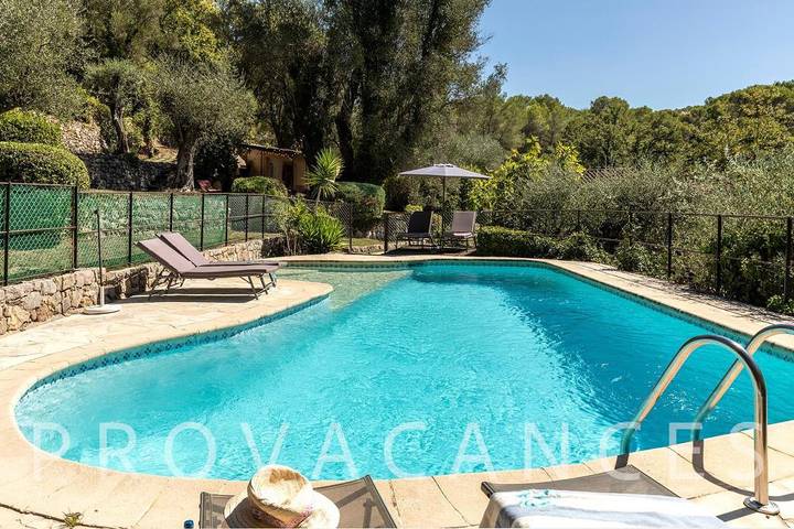 Villa for 6 people, with balcony/terrace and pool, with pets - 1