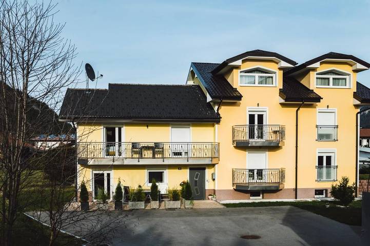 Ferienwohnung für 5 Personen, mit Balkon und Ausblick, kinderfreundlich - 1