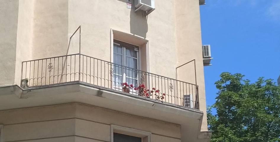 Alojamiento y desayuno para 2 personas, con balcón y vistas - 1