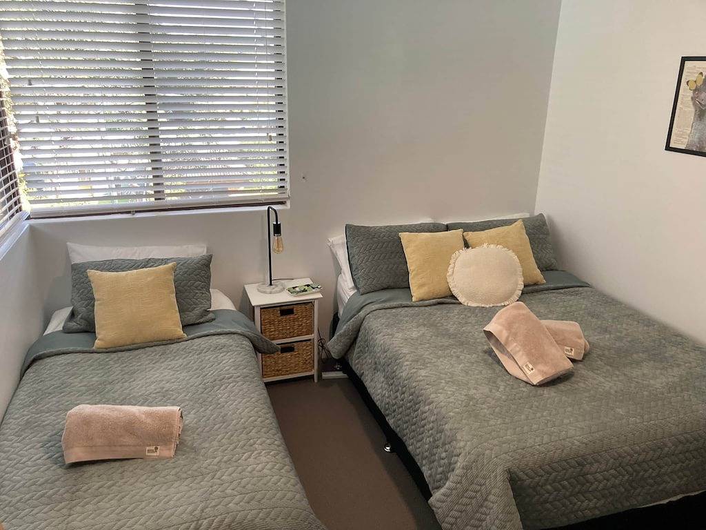 Ganze Wohnung, 1166 on Booner - Hawks Nest, Roof top garden tranquility in Hawks Nest, Hunter Valley