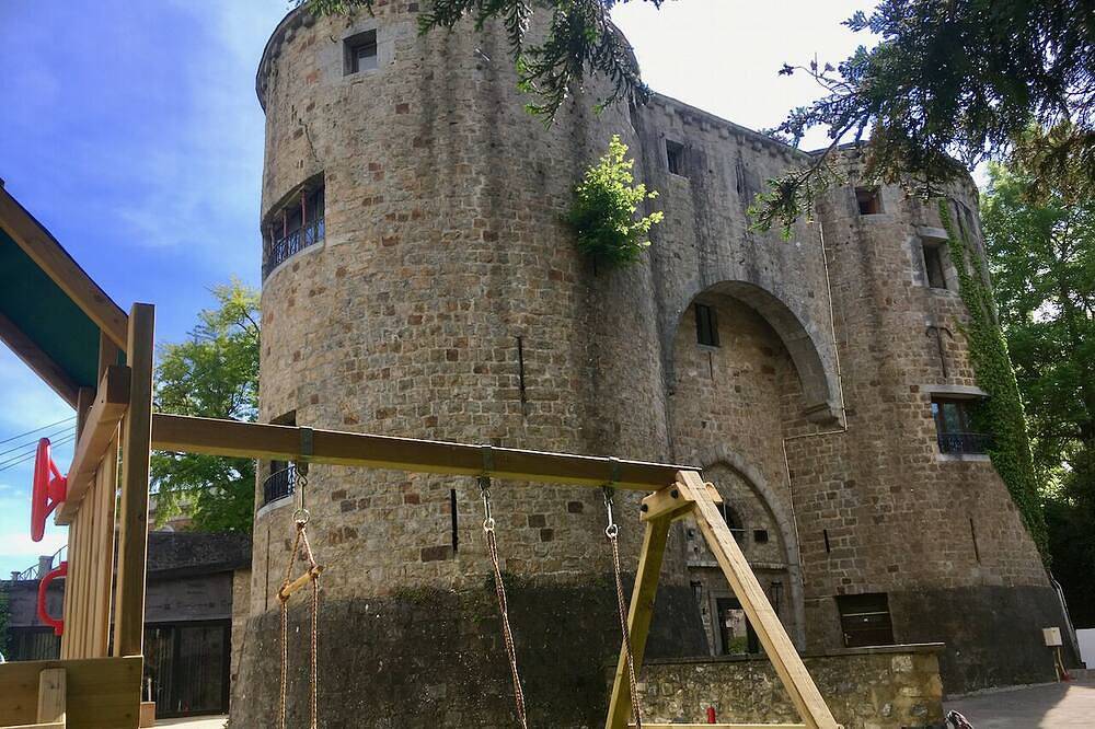 Aux Trois Lions, Châtelet de Barbençon in Beaumont (Hennegau), Hainaut