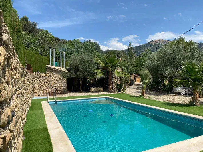 Country house for 6 people, with view and pool as well as garden - 1