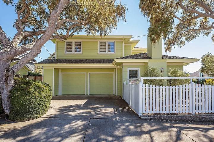 Vacation rental for 8 people, with terrace and yard in Pacific Grove