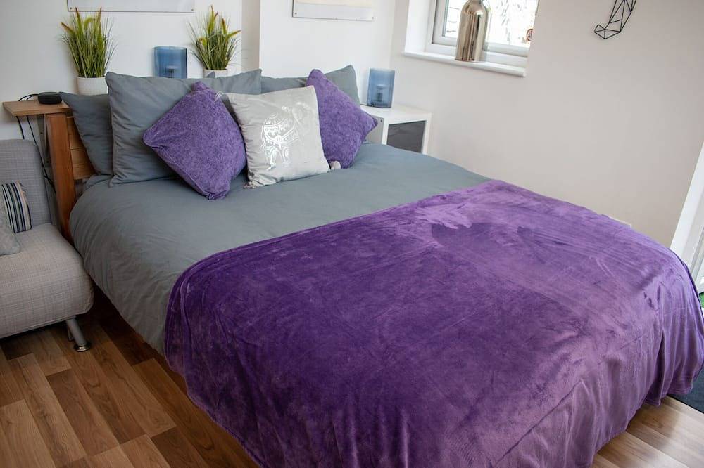 Ganze Wohnung, Luxus-Apartment-Ensuite mit Dusche-Terrasse-Family Friendly in Bishop's Stortford, Hertfordshire