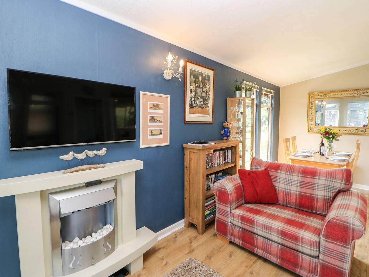 6 Badgers Retreat in Tunstall, North Yorkshire