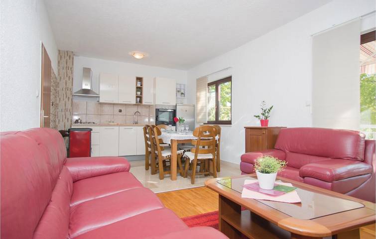 Ferienhaus für 7 Personen, mit Terrasse in Split-Dalmatien - 4