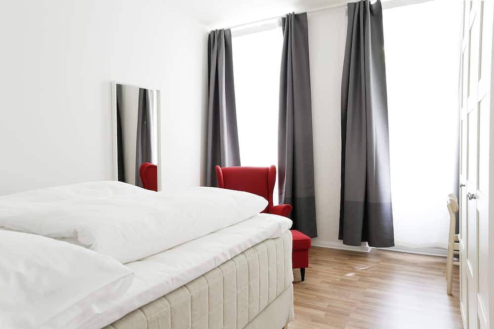 Ganze Wohnung, Comfortable spacious apartment in Central Prenzlauer Berg in Prenzlauer Berg Berlin, Berlin