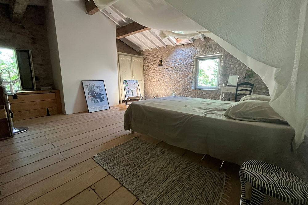 Fraicheur En Surplomb D'Une Riviere, Petite Bastide Cathare  ,Wifi Haut Debit in Pieusse, Région de Limoux