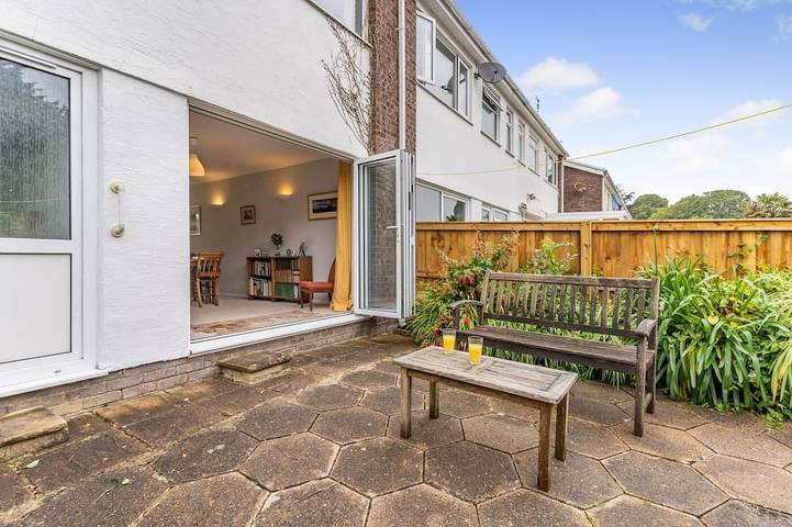 Cottage for 4 people, with garden in Mumbles