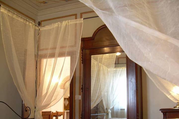 Appartamento intero, Charming House in Historic Centre of Montepulciano Cin: It052015C24Y5Tbuxo in Montepulciano, Siena e dintorni