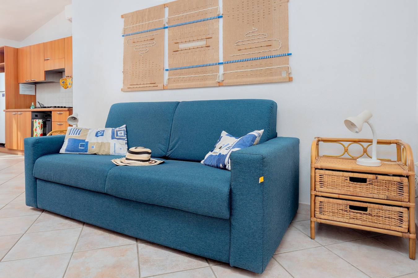 Appartamento intero, Appartamento 'Il Glicine' vicino al mare con terrazza e A/C in Vaccileddi, Loiri Porto San Paolo