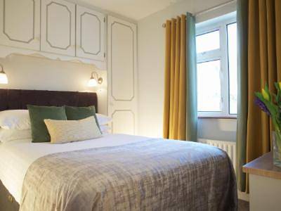 Gîte pour 4 personnes, avec jardin à Westport - 2