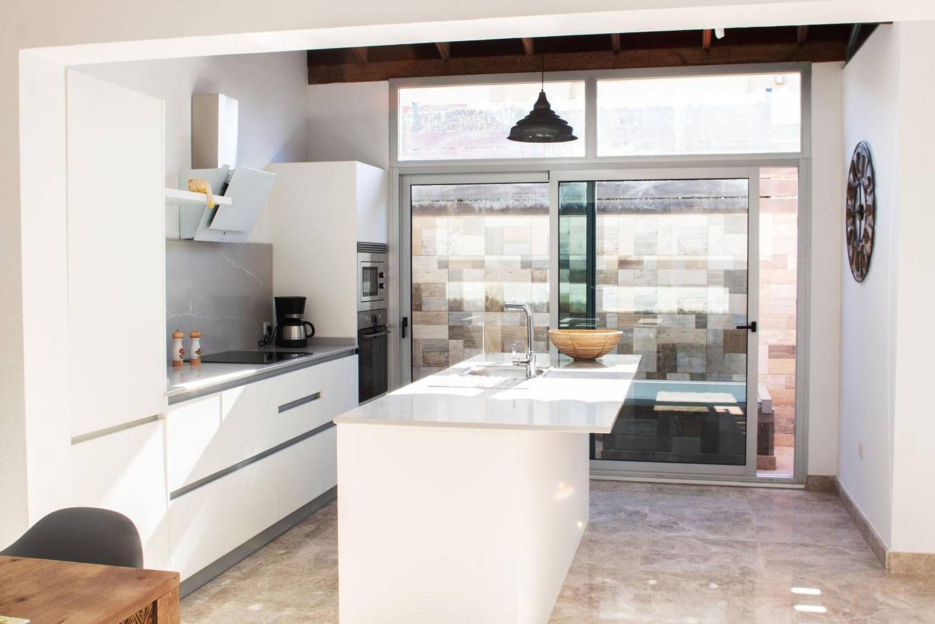 Ganze Wohnung, Ferienwohnung 'Alicia' mit Balkon und Wlan in Corralejo, La Oliva
