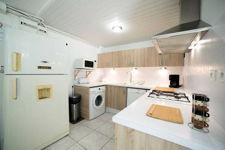 Gîte pour 3 personnes, avec piscine ainsi que jardin et sauna, animaux acceptés à Elne - 4