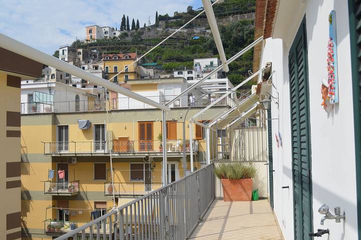 Gîte pour 4 personnes, avec balcon à Minori - 3