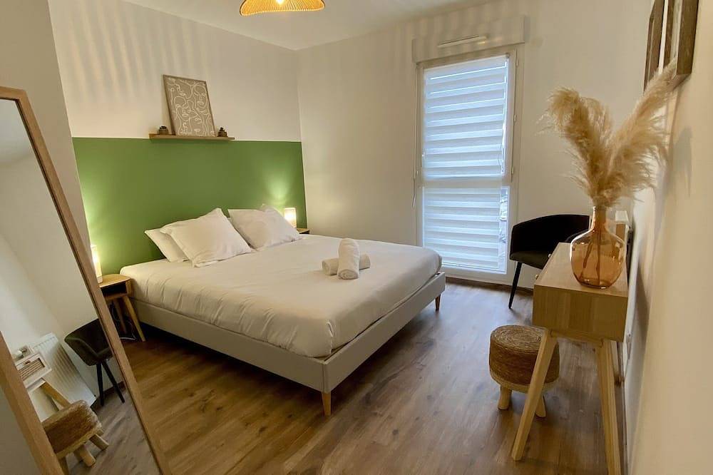 Ganze Wohnung, Modern Appartement Pour 4pers Near Aeroport, Eurexpo and Lyon- Terrasse-parking in Saint-Priest, Rhône