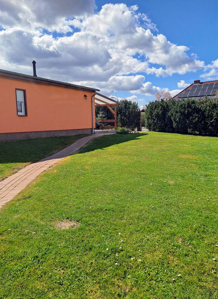 Naturoase am Kummerower See – Ferienwohnung in Neukalen in Neukalen, Kummerower See