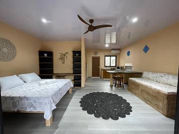 Gîte pour 2 personnes, avec terrasse et jardin dans Punaauia