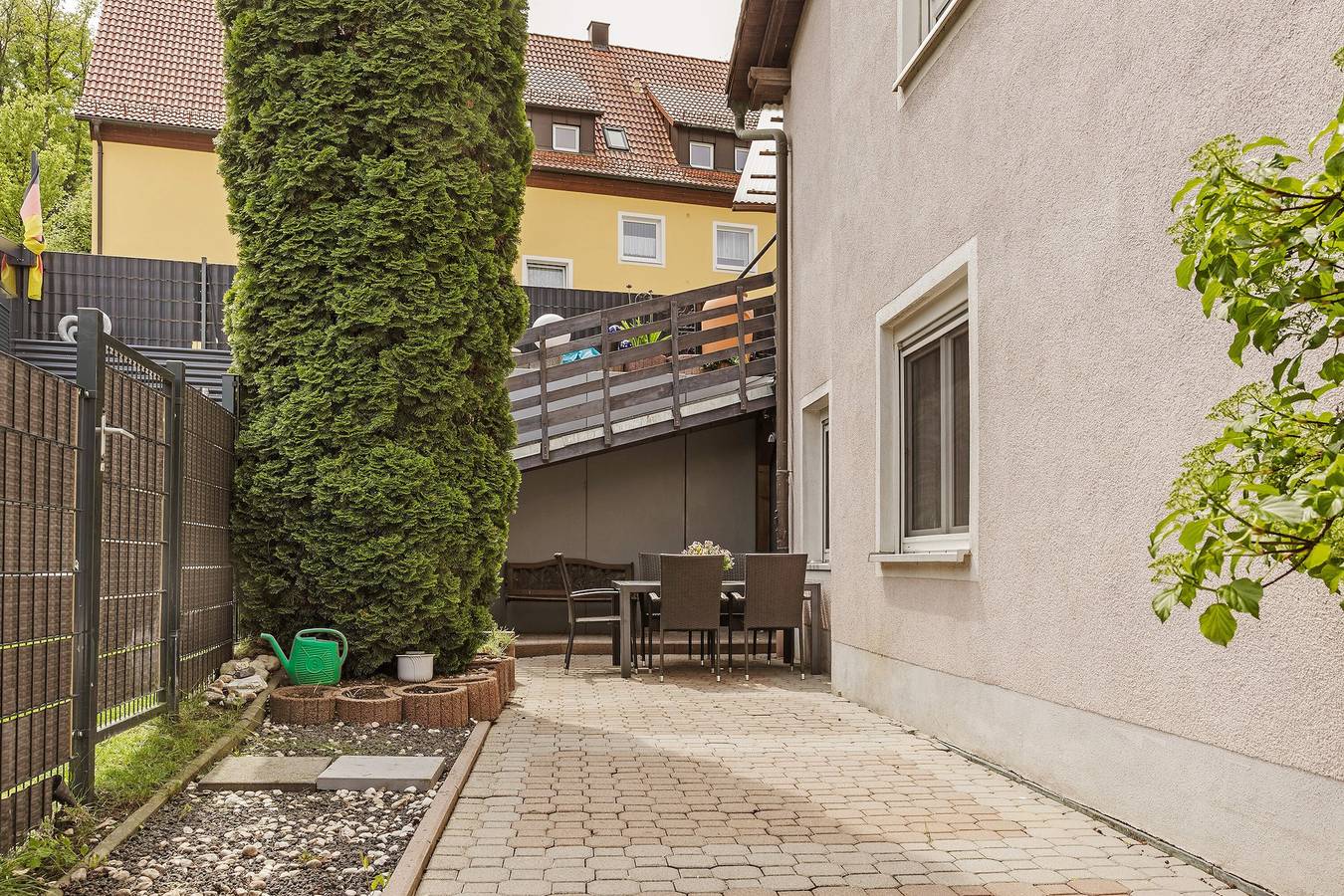 Ganze Wohnung, Ferienwohnung Högenbachtal" mit privater Terrasse, privatem Garten und Wi-Fi in Pommelsbrunn, Frankenalb