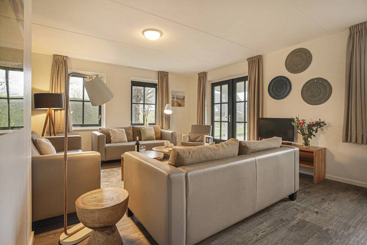 Ferienhaus für 8 Personen, mit Balkon/Terrasse und Terrasse in Burgh-Haamstede - 2