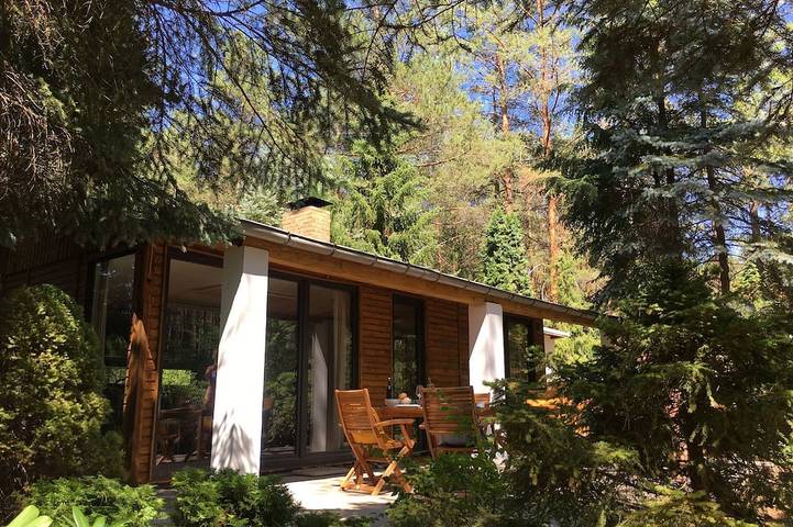 Bungalow für 2 Personen, mit Garten und Terrasse, mit Haustier