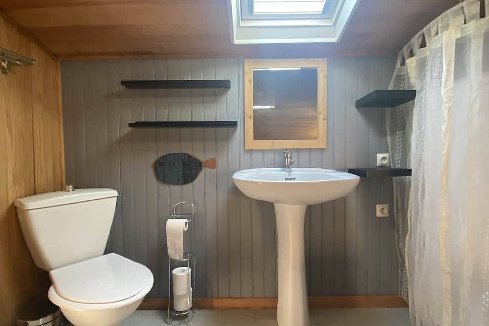 Quiet house close to Collioure, sea, mountains, 2 mountain bikes available in La Côte Vermeille, Saint-André