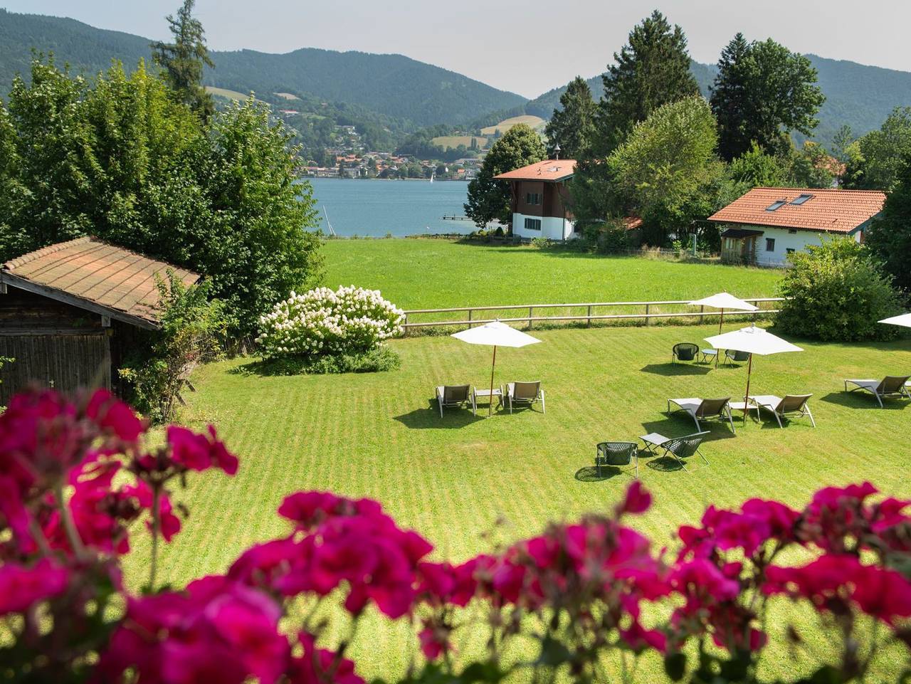 Landhaus Christl am See - Einzelzimmer Standard in Bad Wiessee, Bayerische Alpen