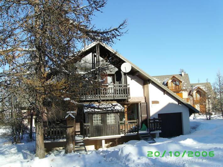 Chalet pour 8 personnes, avec terrasse et jardin - 1