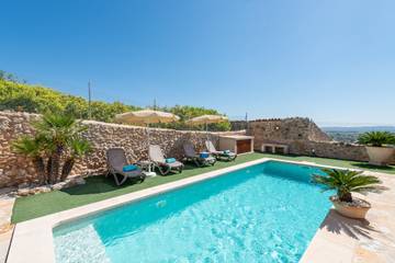 Villa in Búger, Majorca Center für 6 