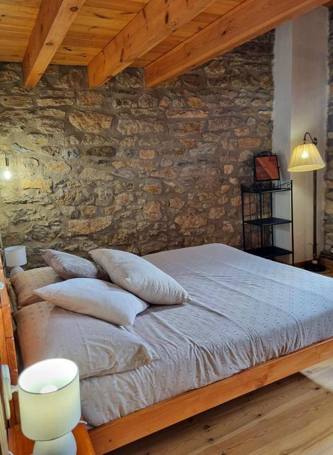 Casa rural para 5 personas, con vistas y jardín en Massis dels Ports - 2