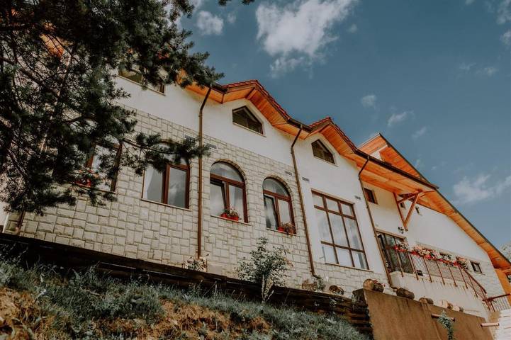 Maison d’hôte pour 3 personnes, avec jardin et vue