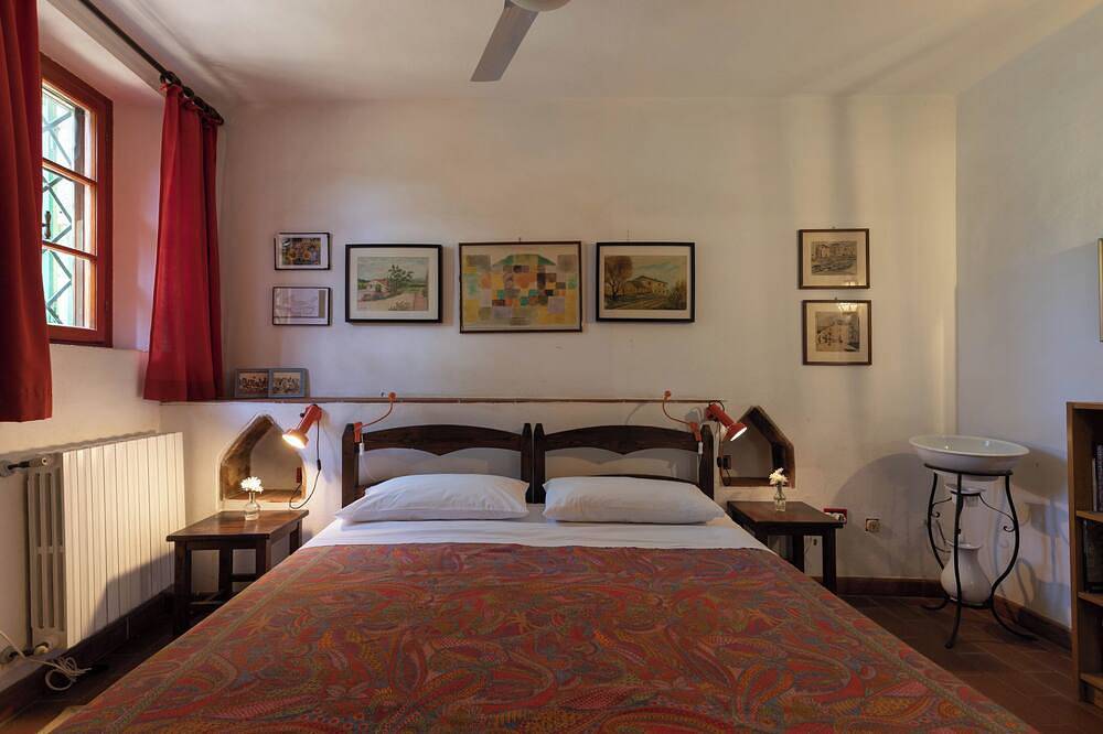 The Magical Houses - privacy surrounded by greenery with private pool in Campiglia Marittima, Costa Etrusca