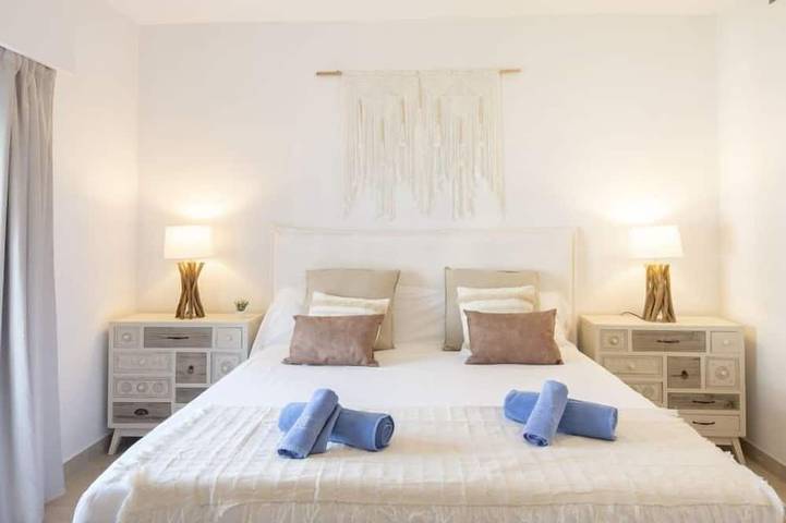Hel lejlighed, Puerto Banus Opq in Medina Gardens, Marbella