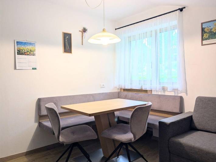 Appartamento per 5 persone, con terrazza e giardino a Maranza
