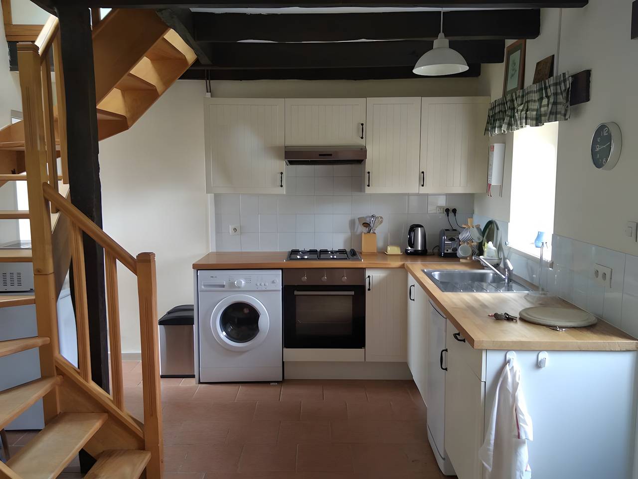 Gîte Le Petit Promenant: Private Terrace, Garden & Wi-Fi in La Bazoque in Saint-Hubert-des-Biards, Bayeux region