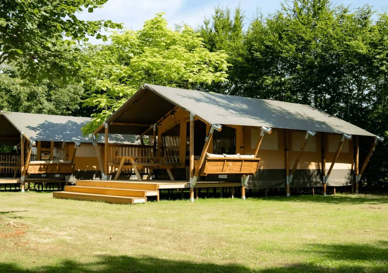 Tente pour 4 Personnes dans Beaulieu, Région de Mauriac